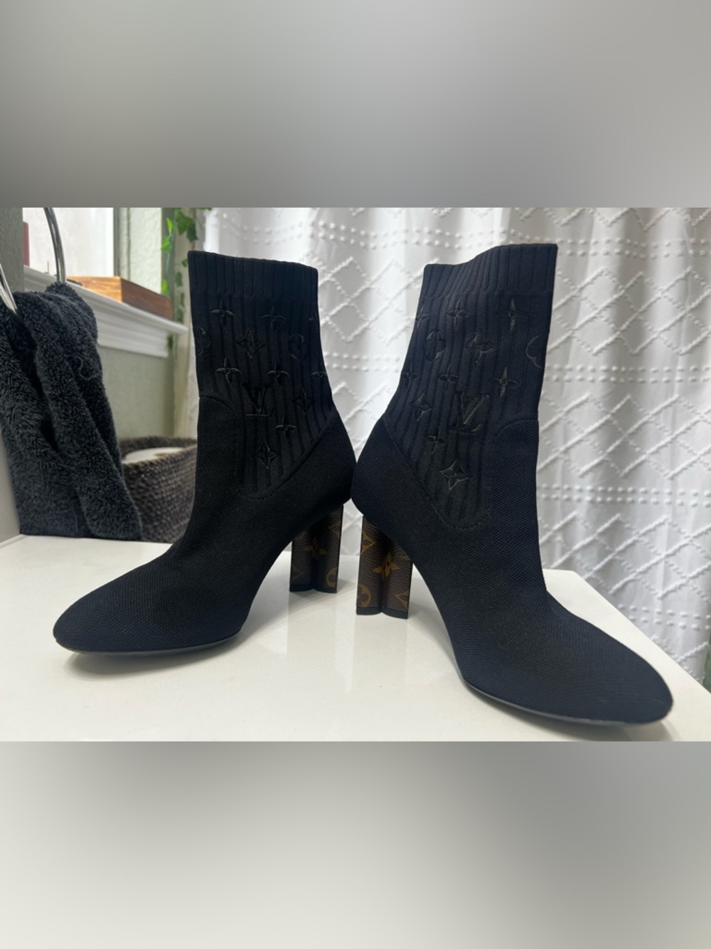Louis Vuitton Women’s Silhouette Ankle Boots - Picture 3 of 4